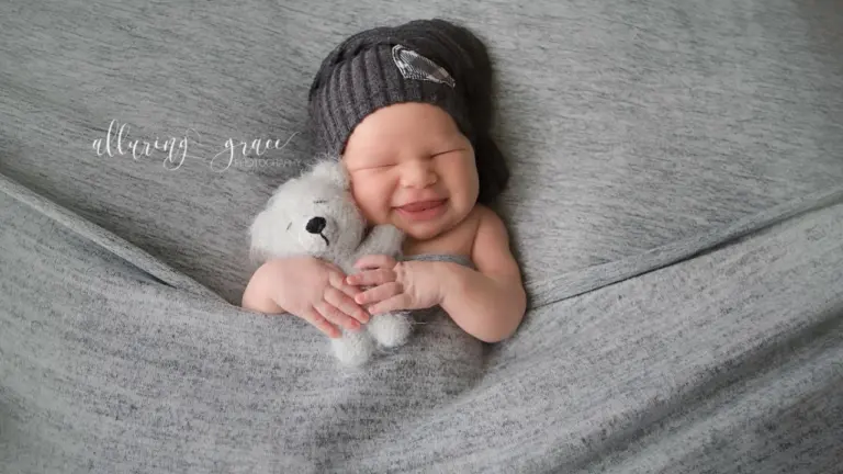 Best Lullaby Lyrics to Soothe Your Baby to Sleep