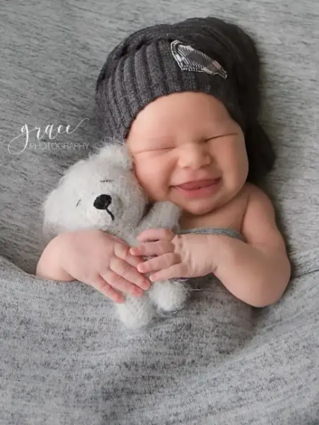 Best Lullaby Lyrics to Soothe Your Baby to Sleep