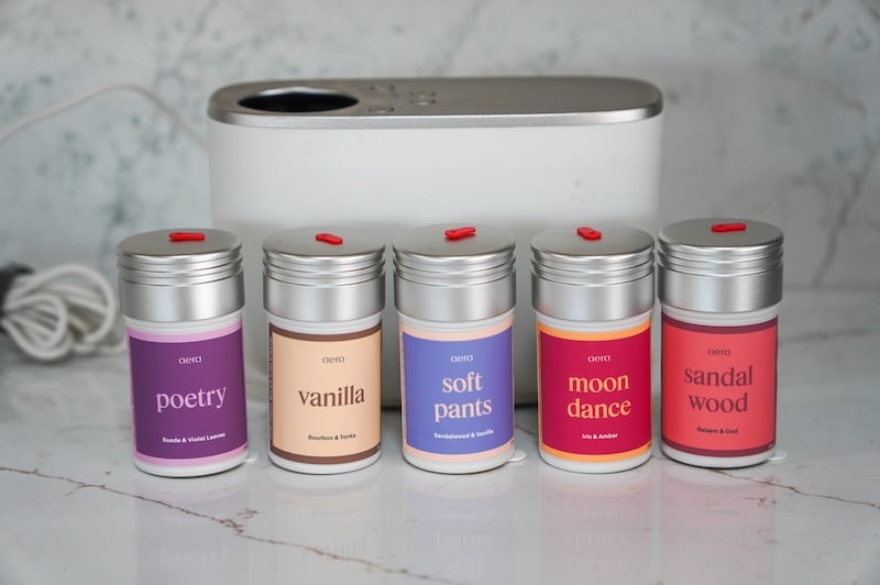 Best Cozy & Comforting Scents Aera Diffuser